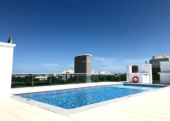 Falesia L Roof Pool *