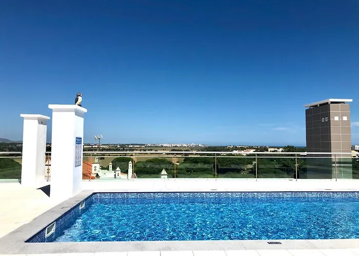Falesia L Roof Pool *