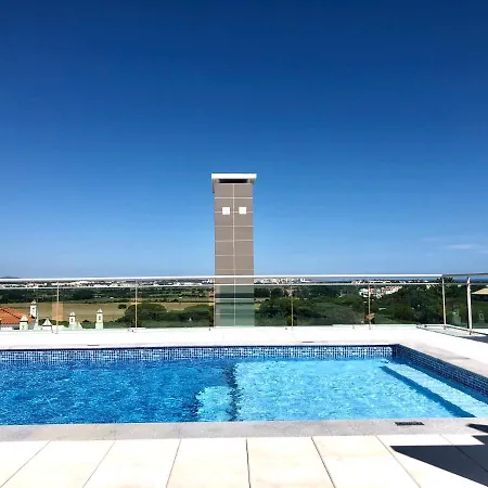 Falesia L Roof Pool Apartamento *